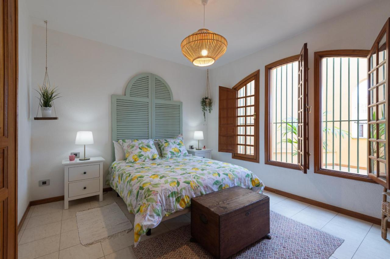 The Yellow House - Solarium - Climatized Pool กัลดาร์ ภายนอก รูปภาพ