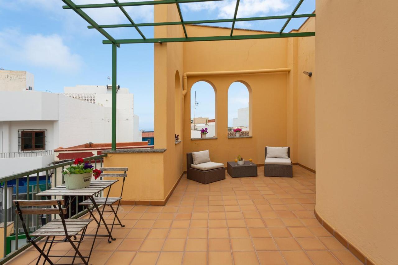 The Yellow House - Solarium - Climatized Pool กัลดาร์ ภายนอก รูปภาพ