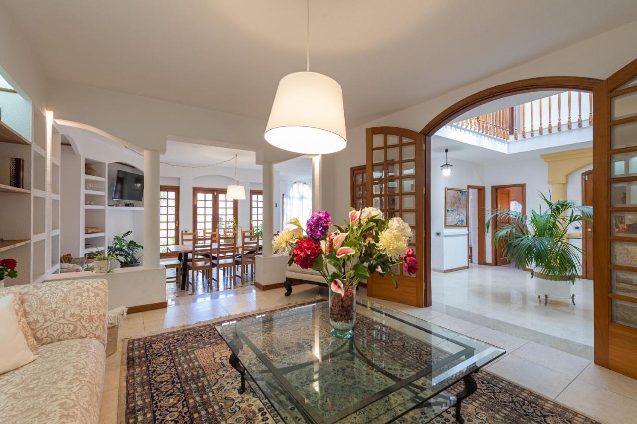 The Yellow House - Solarium - Climatized Pool กัลดาร์ ภายนอก รูปภาพ