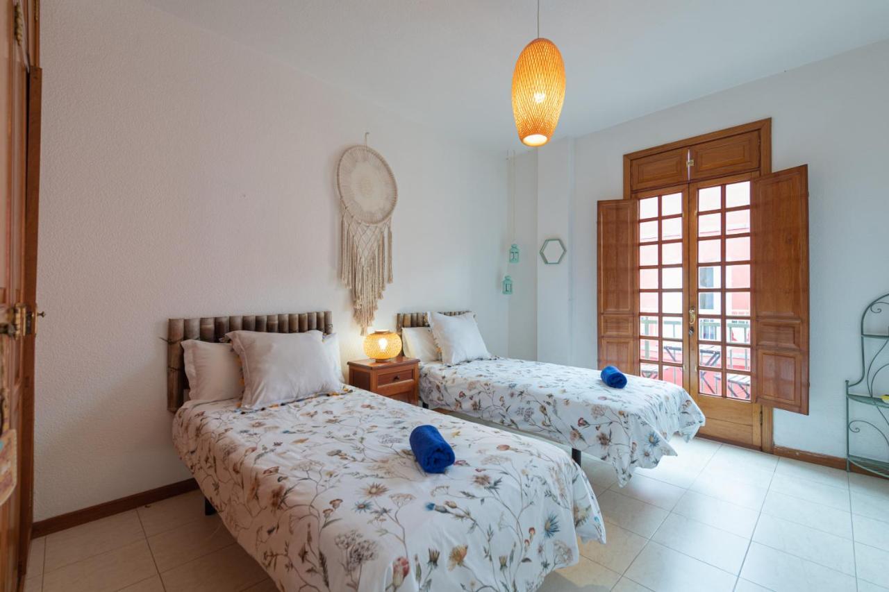 The Yellow House - Solarium - Climatized Pool กัลดาร์ ภายนอก รูปภาพ