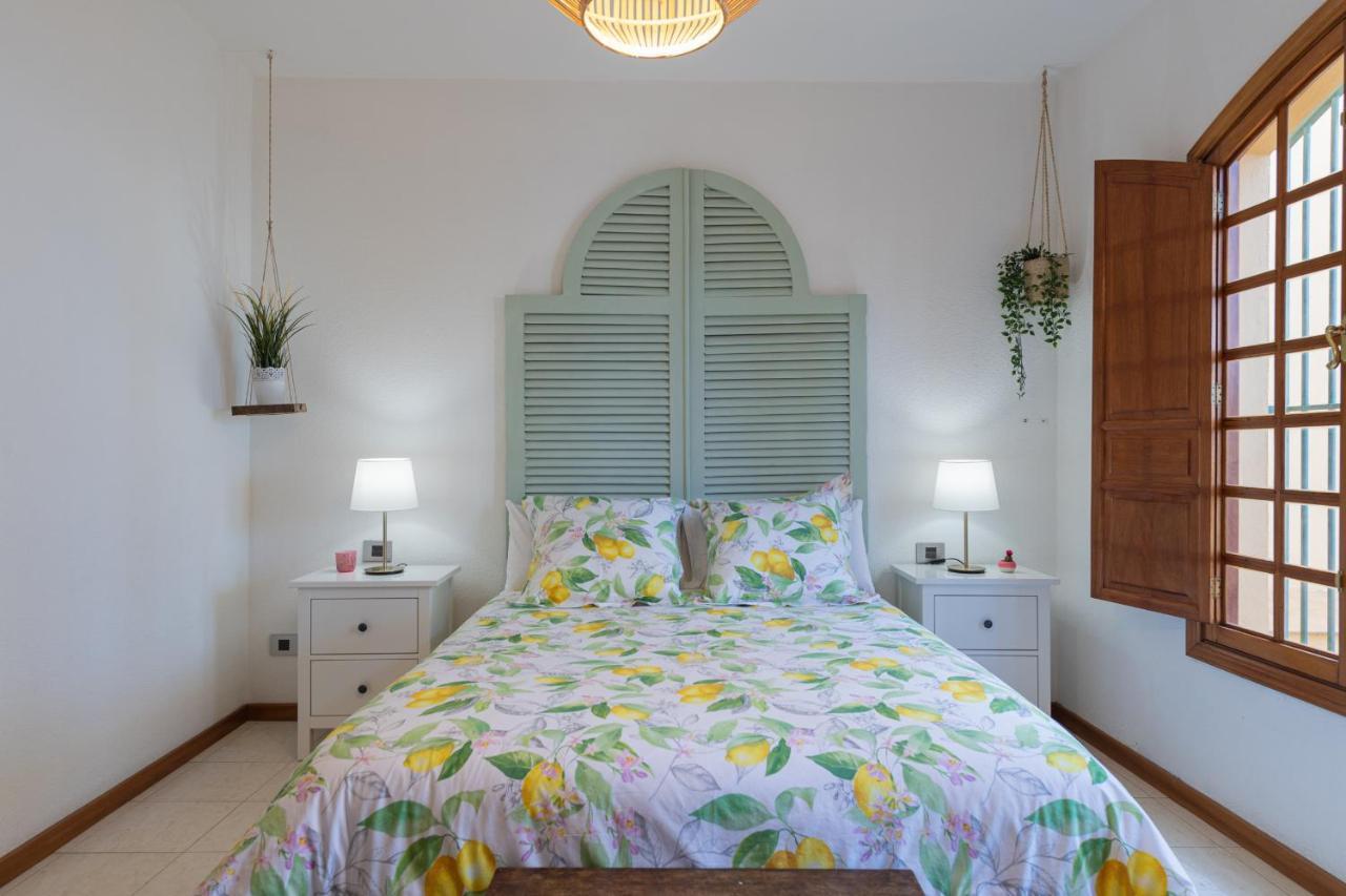 The Yellow House - Solarium - Climatized Pool กัลดาร์ ภายนอก รูปภาพ
