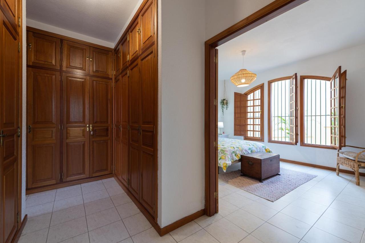 The Yellow House - Solarium - Climatized Pool กัลดาร์ ภายนอก รูปภาพ